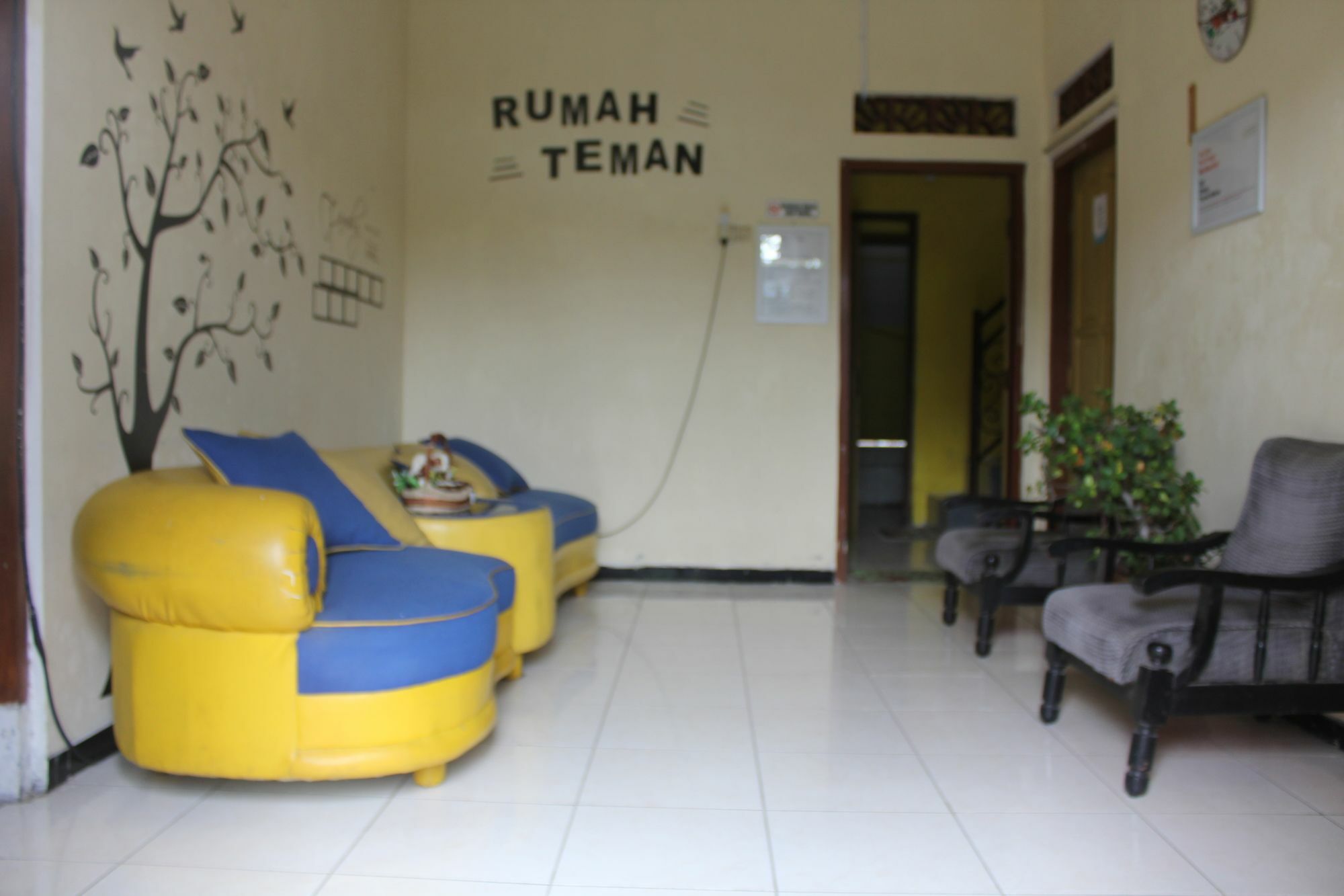Rumah Teman Backpacker Semarang Luaran gambar