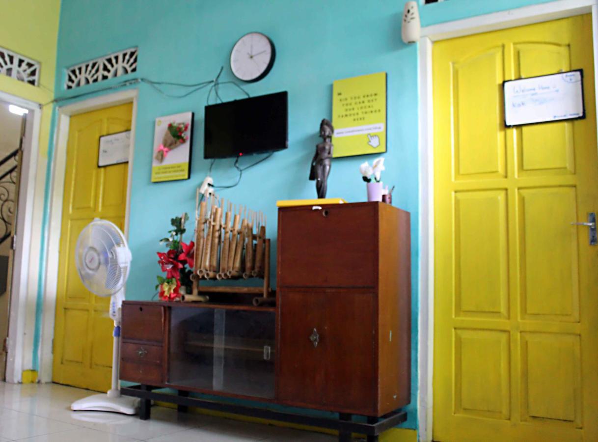 Rumah Teman Backpacker Semarang Luaran gambar