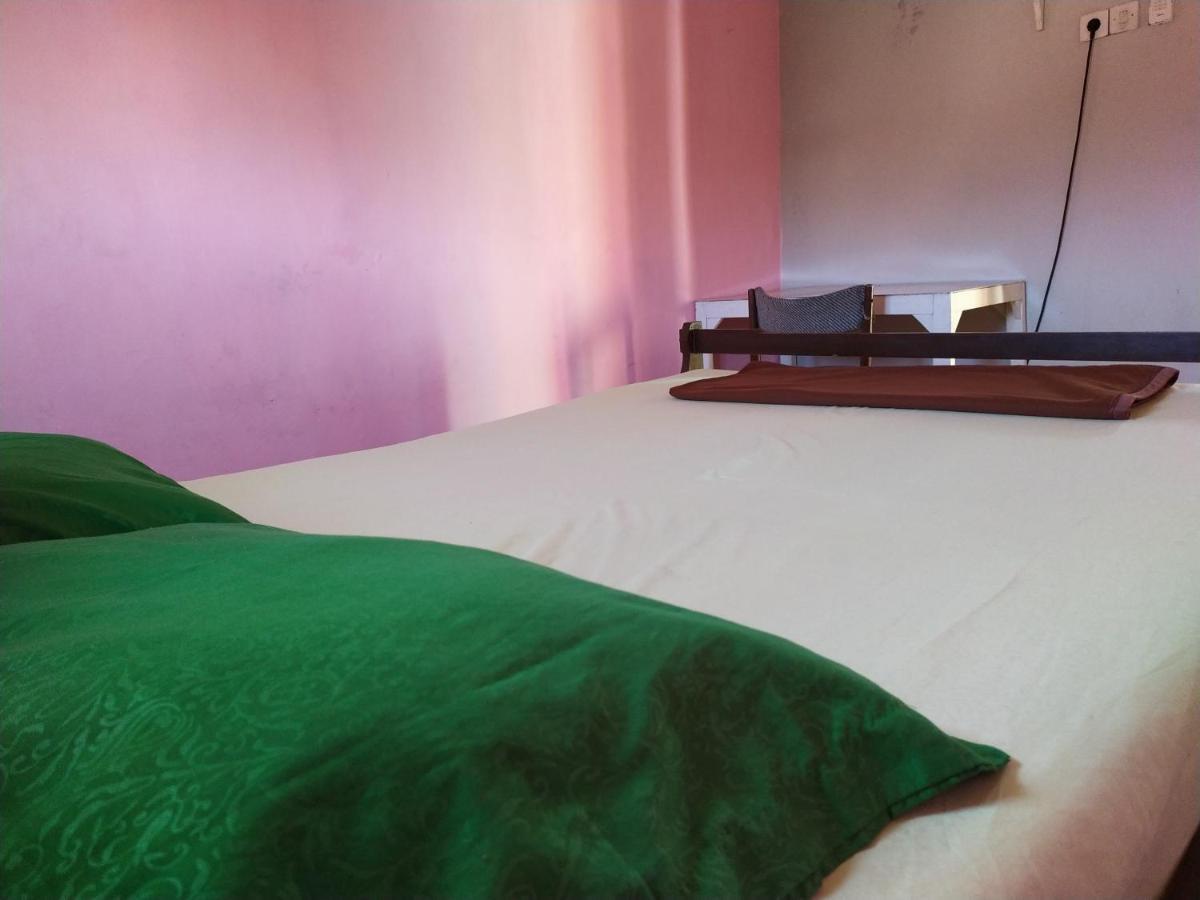Rumah Teman Backpacker Semarang Luaran gambar